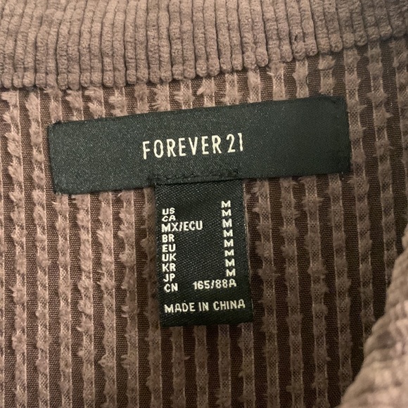 Forever 21 Button down - Picture 2 of 4